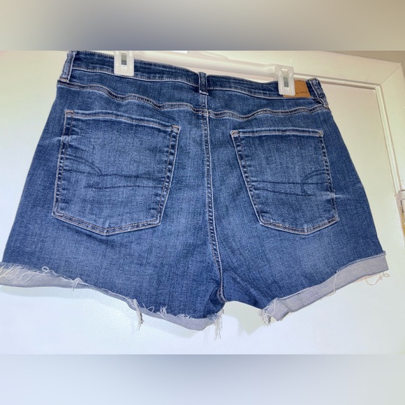 American Eagle Outfitters Medium Wash High Rise Shortie Jean Shorts - Picture 2 of 5